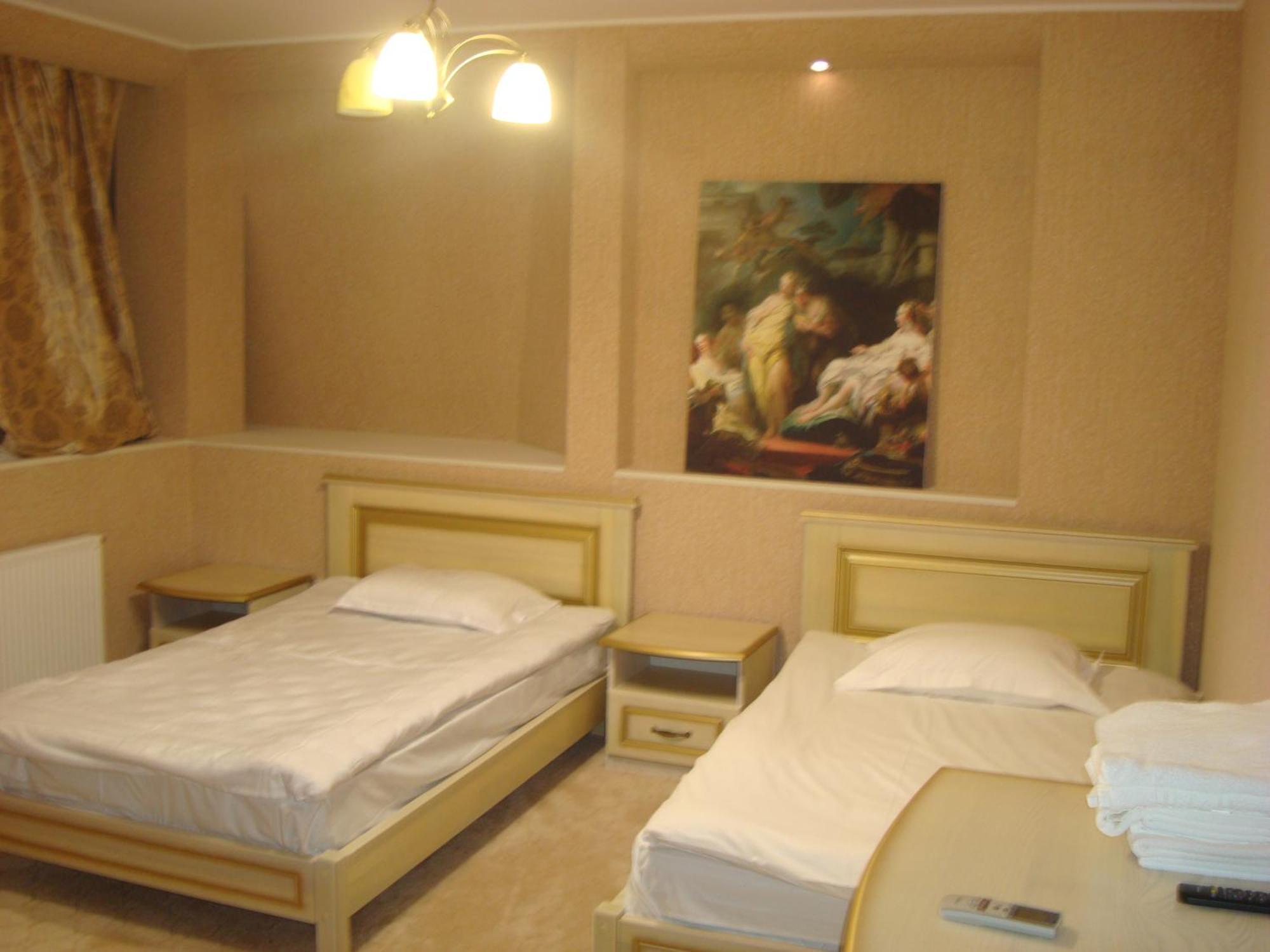 Veles Hotel Dnipro Exterior photo